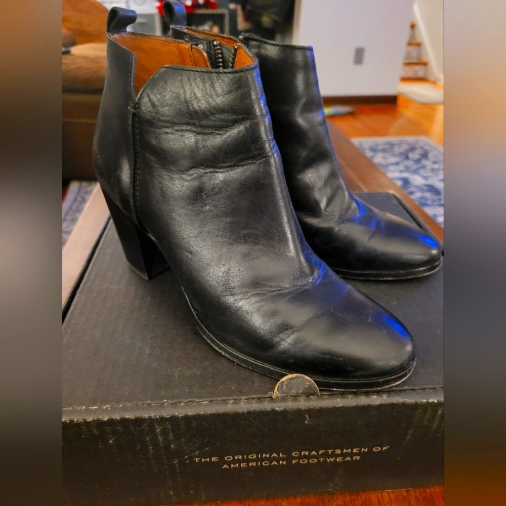 FRYE MEGHAN LEATHER ANKLE BOOTIES BLACK sz 7